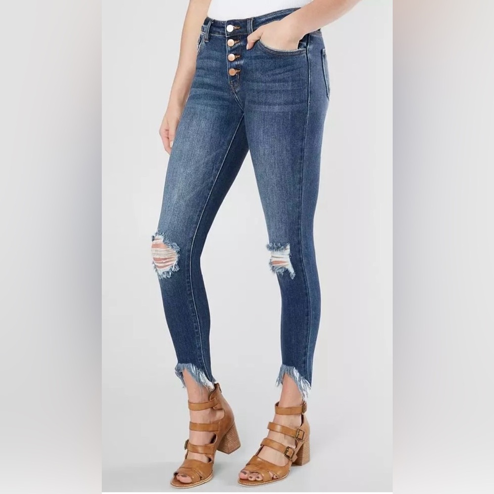 KanCan Buckle Women's button fly distressed mid rise skinny jeans size 26